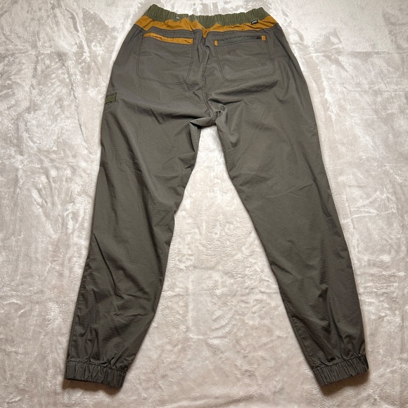 Prana Double Peak Jogger Pants Womens 10 Gray Green Cargo Hiking Stretch Organic - Picture 3 of 13